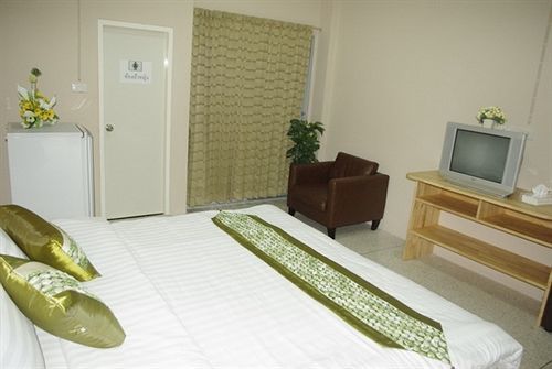 Seri 47 Residence Бангкок Экстерьер фото
