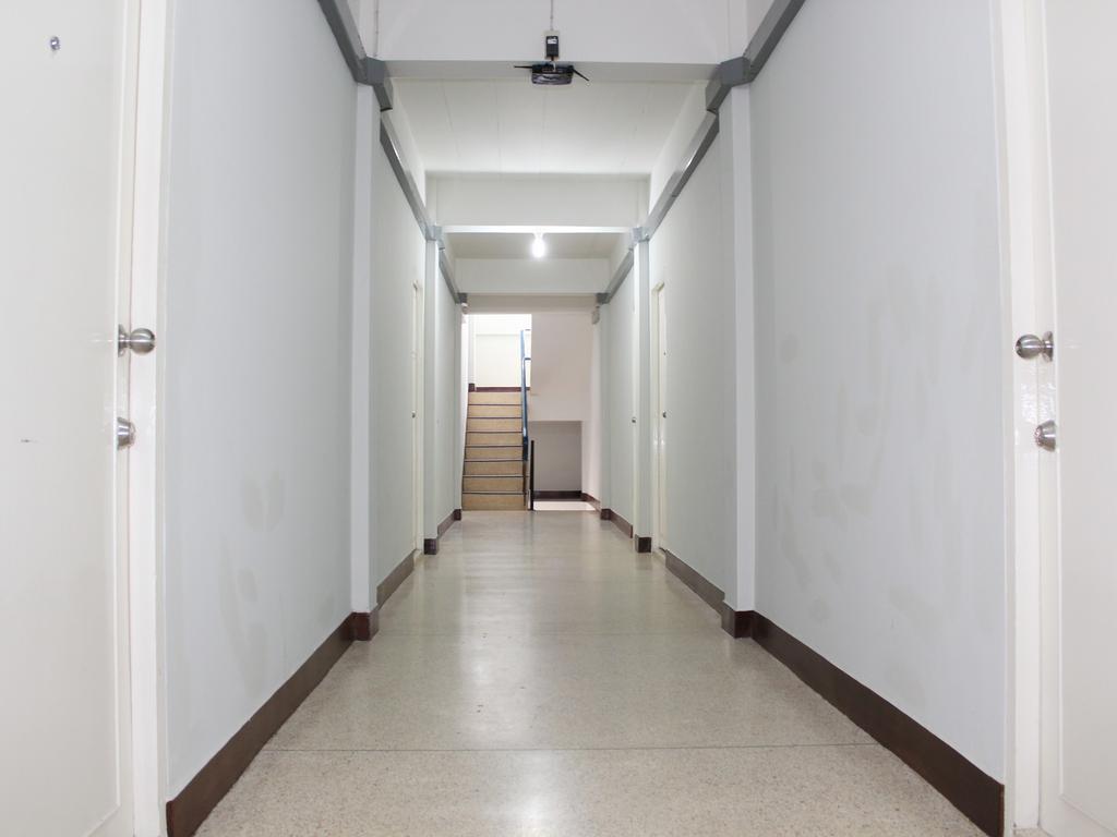 Seri 47 Residence Бангкок Экстерьер фото